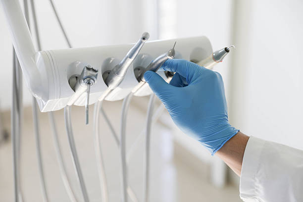 Professional Emergency Dentist technician working in Appleton City, MO